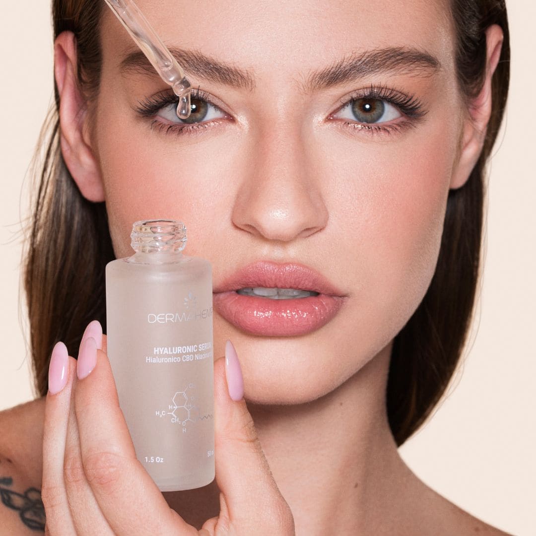 Hyaluronic Serum | Hidratación Profunda y disminuye líneas de expresión