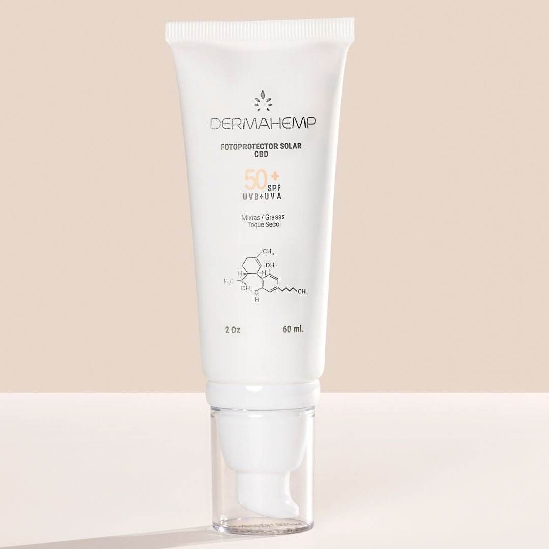 Fotoprotector Solar SPF 50+ | Protección Mineral de Amplio Espectro